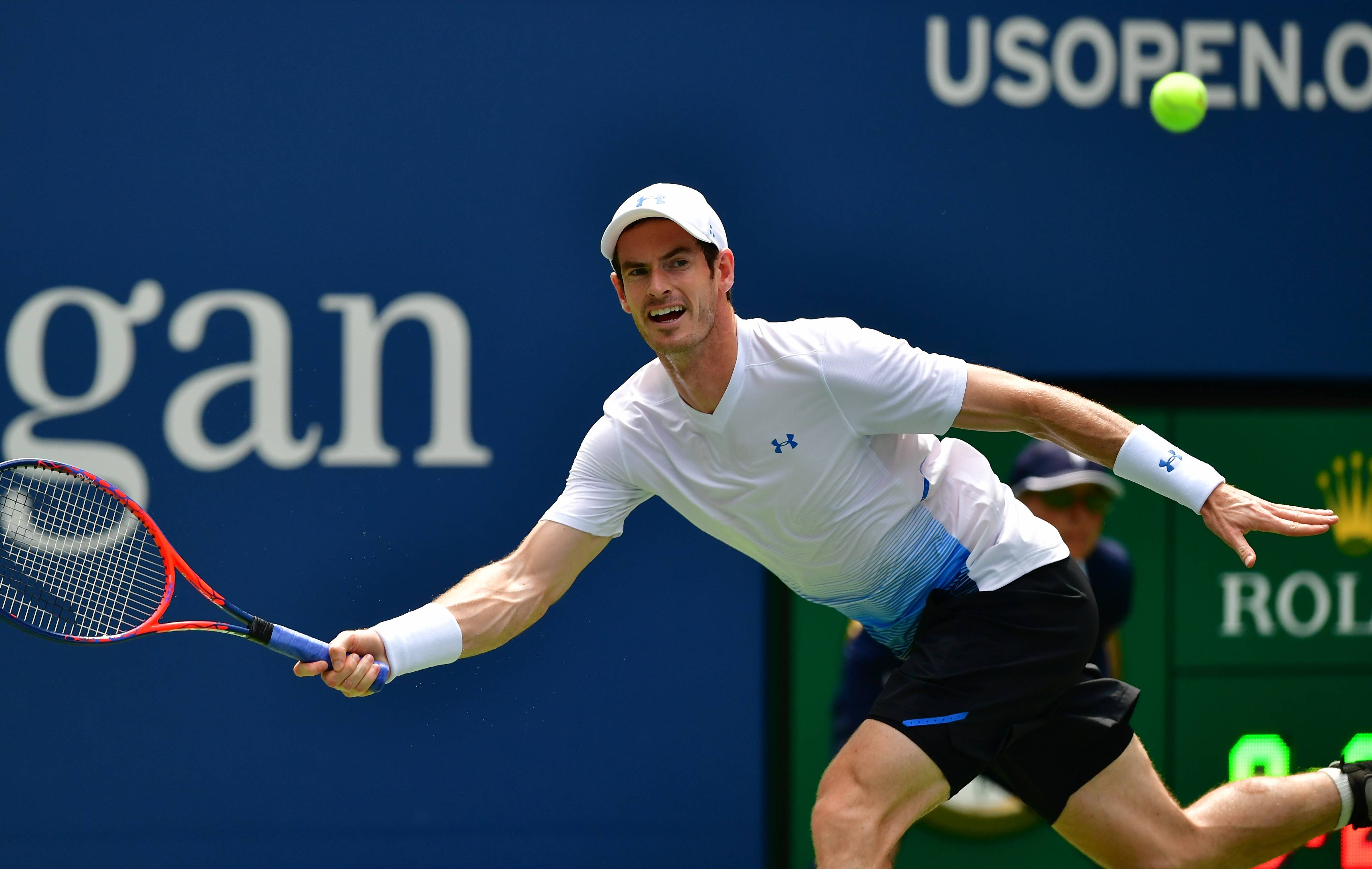 关于西班牙网球队强势澳大利亚网球队，穆雷完成帽子戏法的信息