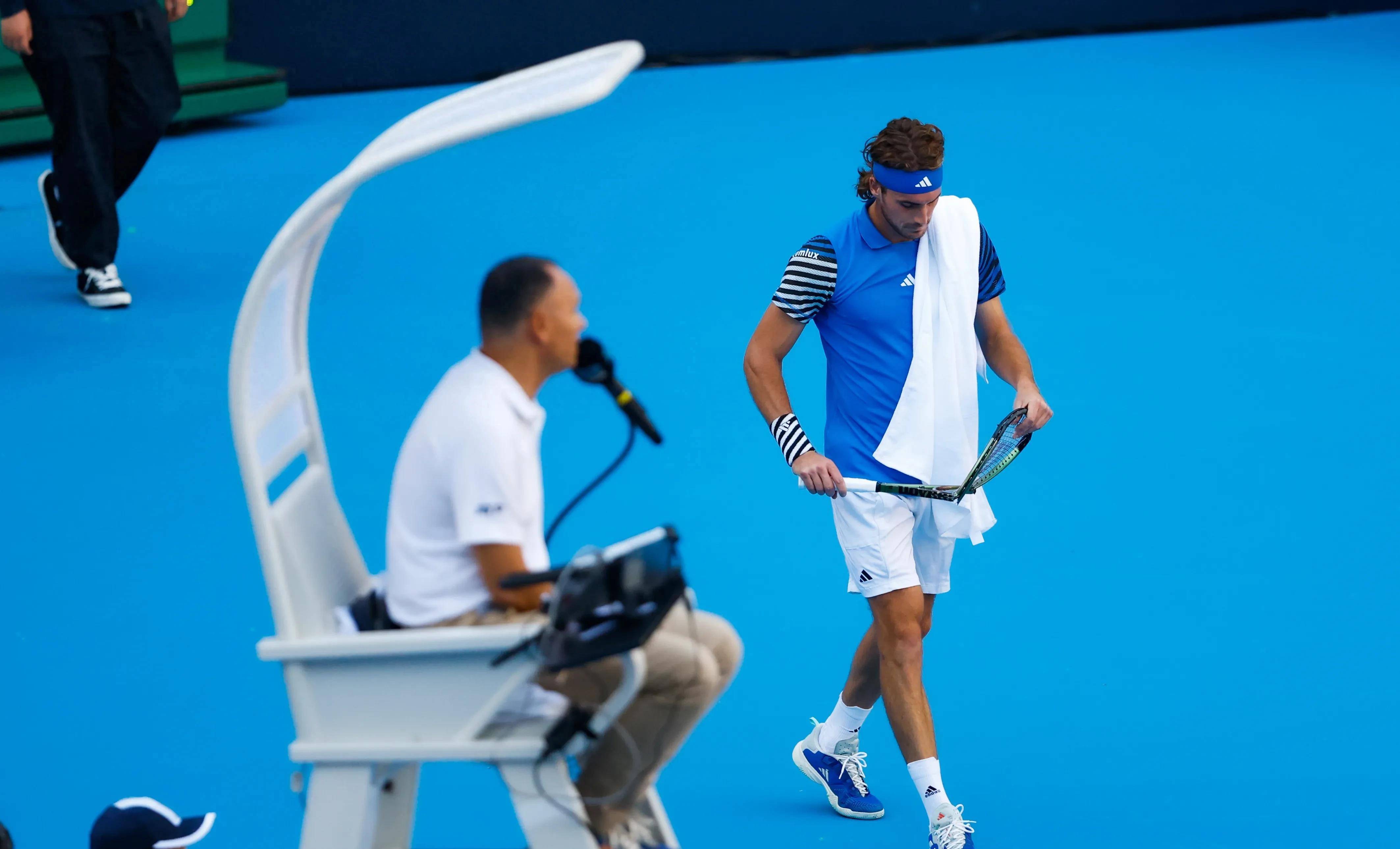 九游娱乐官方网站-日本网球队绝地反击欧洲网球队，西西帕斯爆发神勇的简单介绍