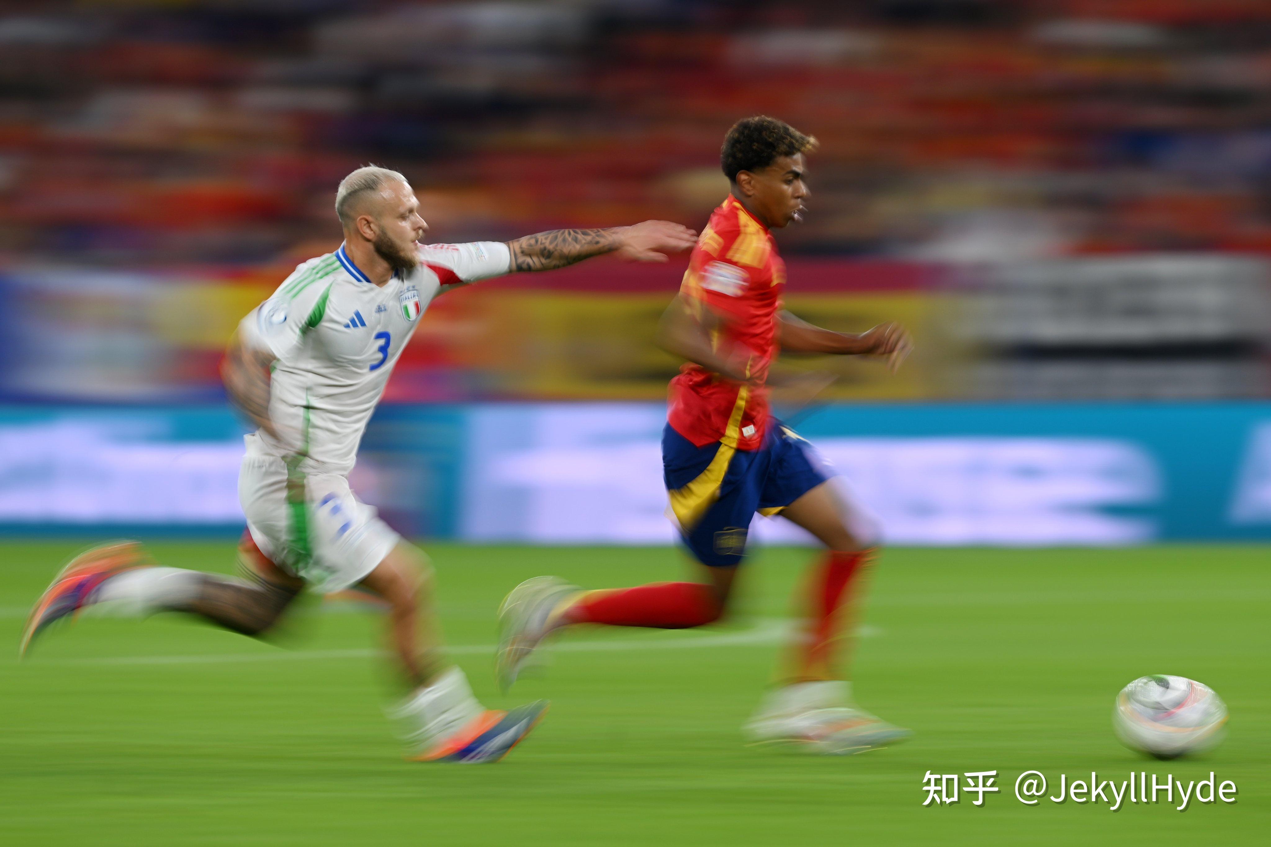 九游娱乐-荷兰憾负意大利，欧洲杯预选赛呈现新局面