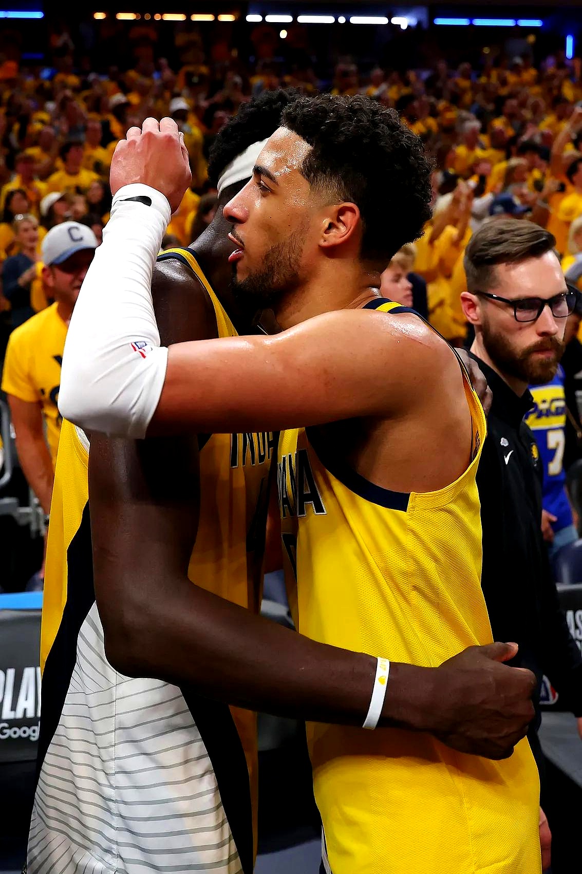 猛龙取得胜利！西亚卡姆砍下40分带领球队战胜对手的简单介绍