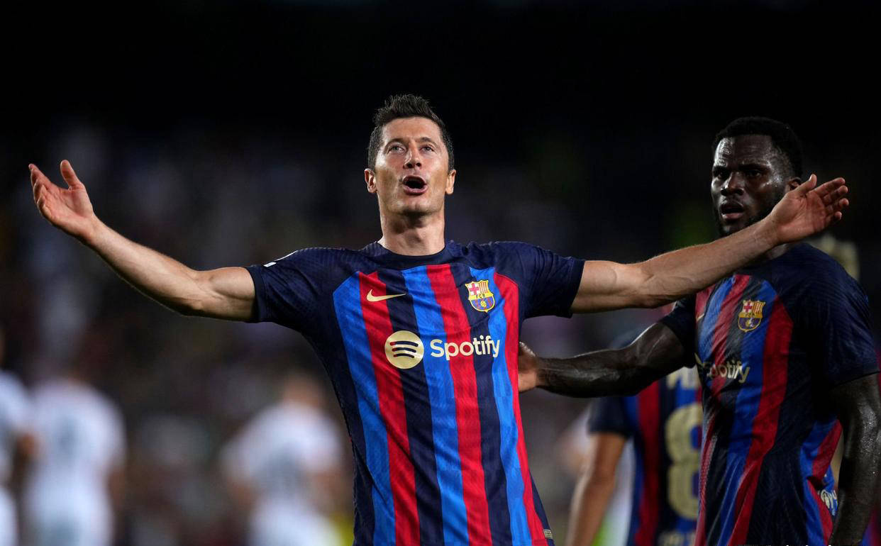 九游VIP-巴塞罗那备战曼城，主教练调整战术备战的简单介绍