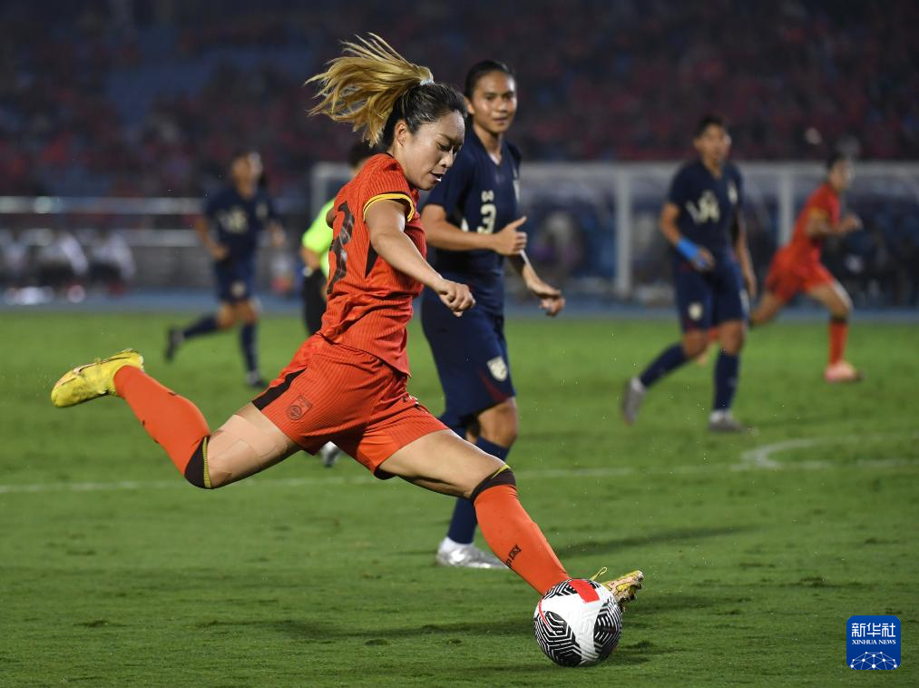 九游娱乐app下载-中国女足终极胜利夺得足球世界杯冠军