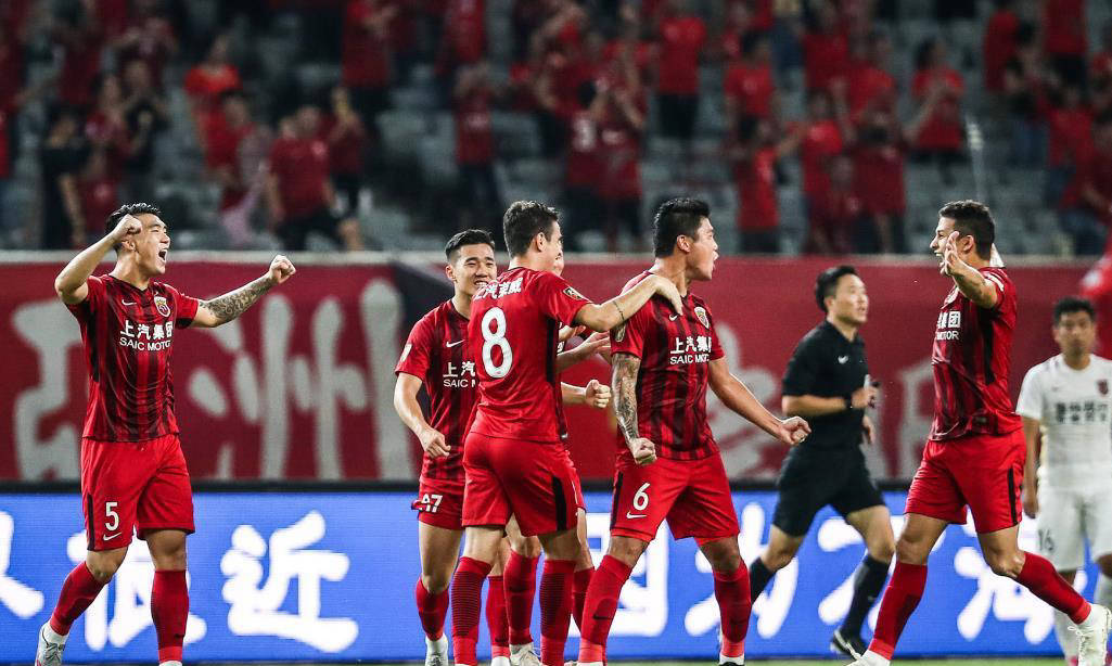 上海上港队员备战国际大赛，积极进取的简单介绍