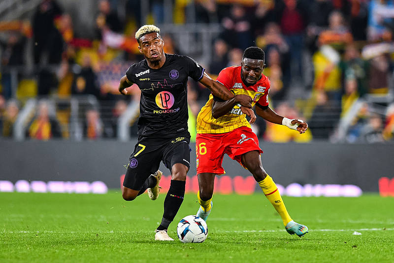 九游娱乐入口-南特取得关键胜利，士气飙升