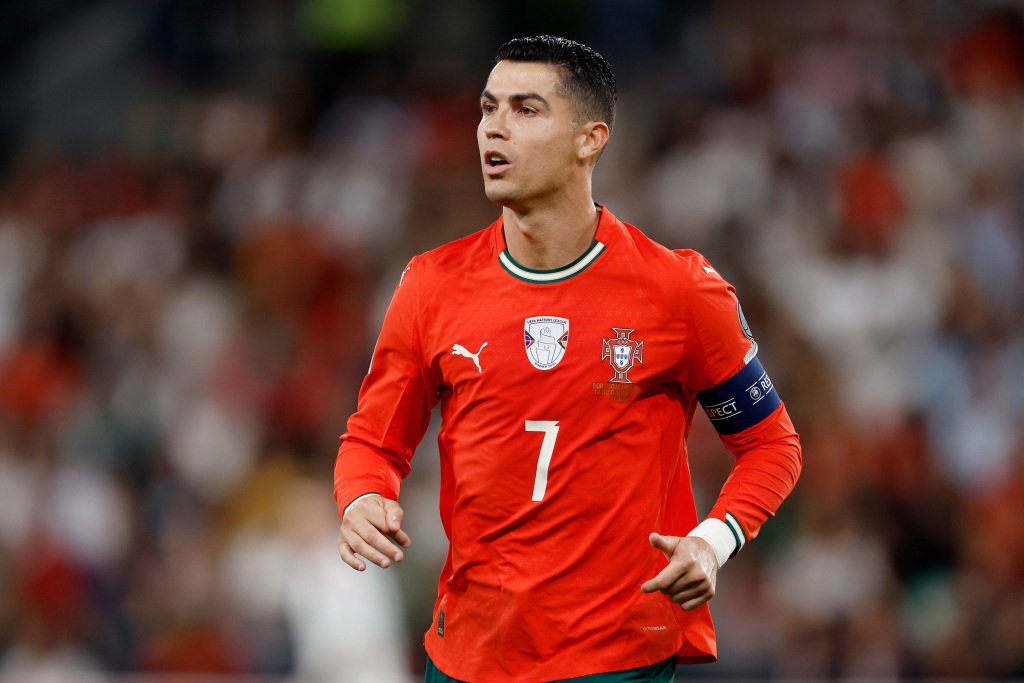 关于哥伦比亚力克瑞典，C罗统治全场的信息