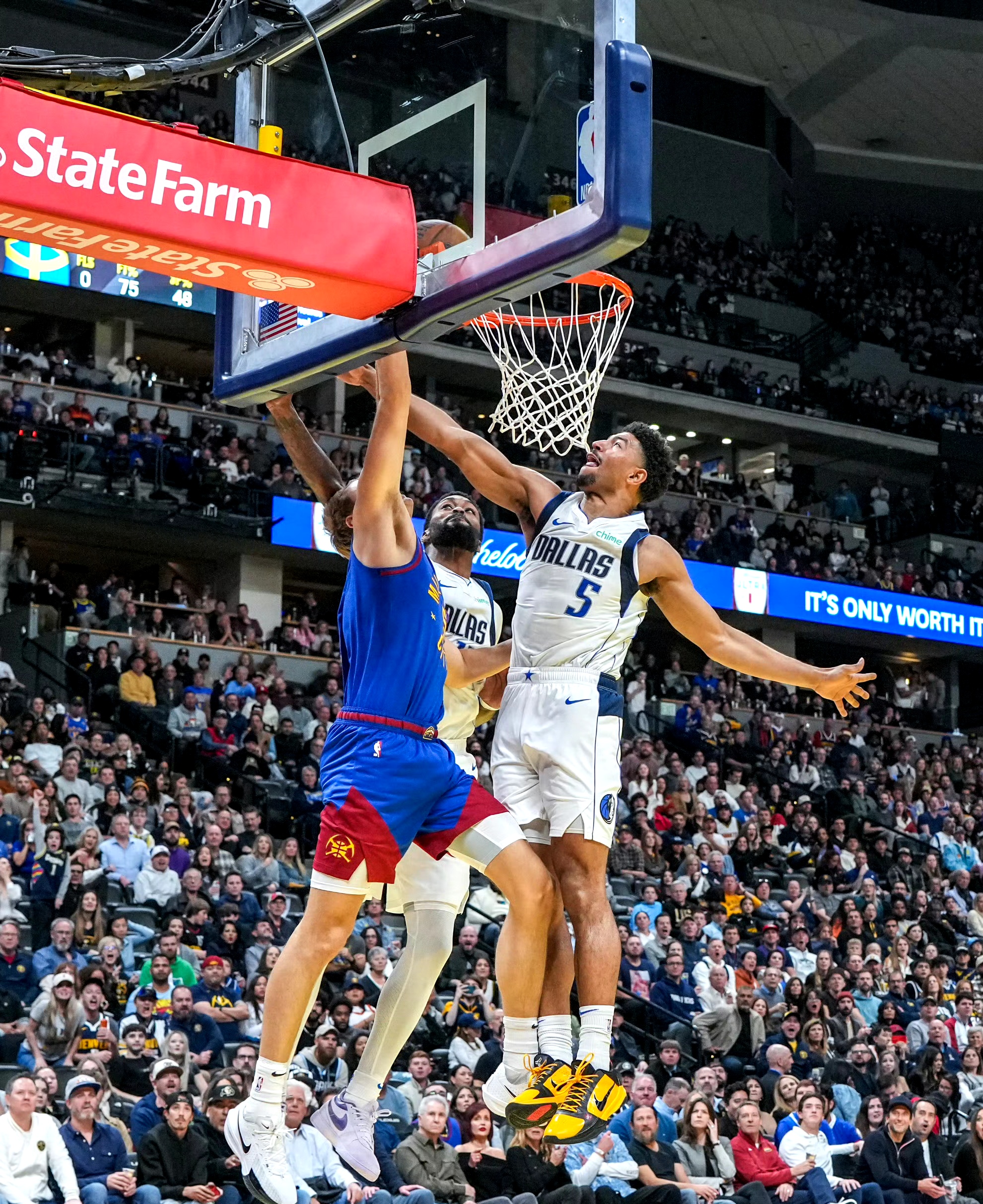 关于掘金力克浙江队，麦科勒姆关键制胜的信息