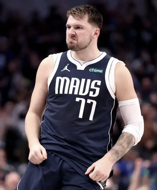 九游中国-独行侠险胜凯尔特人，乔治高光表现的简单介绍