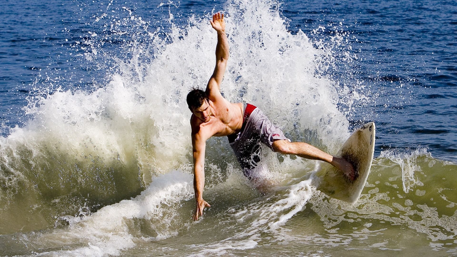 安赛龙绝境展翅,丹麦队上演惊天逆转力克印度队